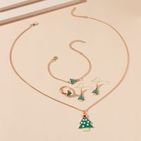 Moda Retro 2021 Nuevo Árbol De Navidad Conjunto De Cuatro Piezas Europeo Y Americano Elegante Goteo Aceite Pulsera Collar Pendientes Anillo Conjunto main image 4