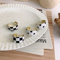 Checkerboard Polka Dot C-shaped Stud Earrings Wholesale Nihaojewelry main image 4
