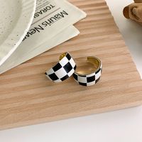 Checkerboard Polka Dot C-shaped Stud Earrings Wholesale Nihaojewelry main image 6