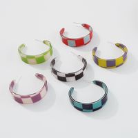 Retro Resin C-type Contrast Color Lattice Earrings Wholesale Nihaojewelry main image 4