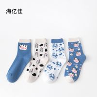 Chaussettes En Coton Peigné D&#39;impression De Vache De Dessin Animé Mignon En Gros Nihaojewelry main image 3