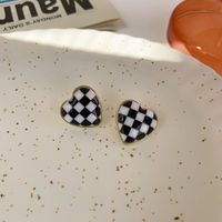 Heart Checkerboard Drop Oil Stud Earrings Wholesale Nihaojewelry sku image 2