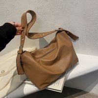 Simple Soft Leather Wide Strape Shoulder Bag Wholesale Nihaojewelry main image 6