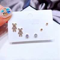 Aguja De Plata De Ley Refinada Zircon Micro Incrustaciones Pequeños Aretes De Oreja Dulce Oso Pequeño Pendientes De Moda Japonesa Y Coreana main image 1