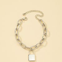 Simple Small Lock Pendant Bracelet Wholesale Nihaojewelry main image 1
