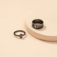 Japan Und Südkorea Halbmond Schwester Ring Set Retro Nischen Ring Einfaches Design Kaltes Wind Paar Ring main image 5