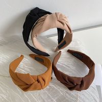 Korean Fabric Wide-brimmed Knotted Headband Wholesale Nihaojewelry main image 2