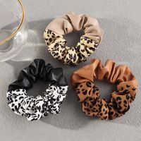 Korean Leopard Leather Hair Scrunchies Wholesale Nihaojewelry main image 1