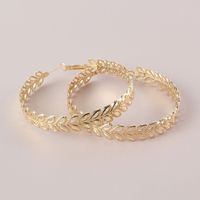 Fashion Metal Round Hollow Leaf Earrings Wholesale Jewelry Nihaojewelry main image 4