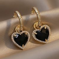 Retro Heart Inlaid Rhinestone Geometric Earrings Wholesale Nihaojewelry main image 1
