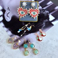 Fashion Diamond Heart Resin Asymmetric Oil Drip Inlaid Rhinestone Earrings Wholesale Nihaojewelry main image 1