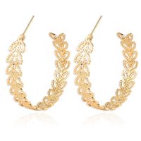 Fashion Metal Round Hollow Leaf Earrings Wholesale Jewelry Nihaojewelry sku image 1