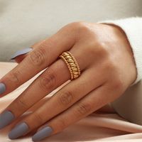 Korean Retro Twist Open Ring Niche Exquisite Fashion Index Finger Temperament Female Ring main image 2