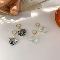 Handmade Black White Ripple Glass Heart Pendant Earrings Wholesale Nihaojewelry main image 5