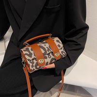 Fashion Contrast Color Leopard Shoulder Messenger Bag Wholesale Nihaojewelry main image 5