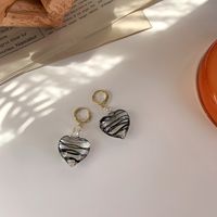 Handmade Black White Ripple Glass Heart Pendant Earrings Wholesale Nihaojewelry sku image 2