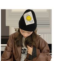 Korean Style Smiley Face Cloth Label Warm Knitted Hat Wholesale Nihaojewelry main image 6