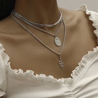 Mode Retro Einfarbig Mehrschichtige Schlangenförmige Halskette Großhandel Nihaojewelry main image 1