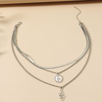 Mode Retro Einfarbig Mehrschichtige Schlangenförmige Halskette Großhandel Nihaojewelry main image 3