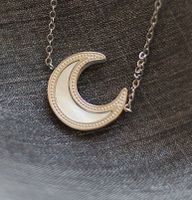 Mode Weiße Muschel Fritillary Crescent Titan Stahl Halskette Großhandel Nihaojewelry sku image 1