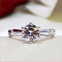 Pt950 Plated Platinum Imitation D Grade High Carbon Moissan Diamond Ring Classic Micro Inlaid Hearts And Arrows Six Claw Ring main image 1