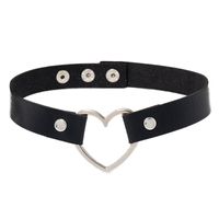 Punk Street Style Fashion Female Exaggerated Sexy Leather Necklace Simple Big Peach Heart Neck Chain Neckband main image 2