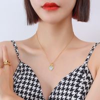 Light Luxury Design White Sea Shell Wild Five-pointed Star Pendant Necklace Titanium Steel Plated 18k Real Gold Jewelry main image 1