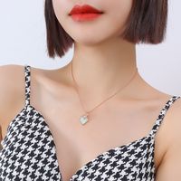 Light Luxury Design White Sea Shell Wild Five-pointed Star Pendant Necklace Titanium Steel Plated 18k Real Gold Jewelry sku image 3