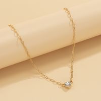 Retro Simple Heart-shaped Glass Rhinestone Single Layer Clavicle Chain Alloy Geometric Hollow Metal Chain Necklace sku image 1