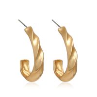 New Fashion French Retro Geometric Distorted Exaggerated Earrings Simple Creative Design Metal Alloy Earrings sku image 1
