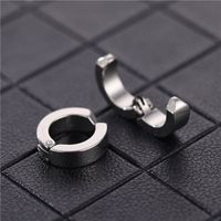 European And American Simple Ear Clips Fashion Titanium Steel Men And Women Without Pierced Ear Buckles main image 4
