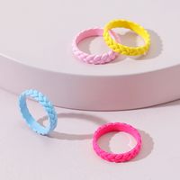 Qingdao European And American Fashion Jewelry Color Spray Paint Simple Twist Alloy Ring Set main image 1