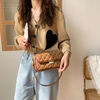 Classic Style Diamond Embroidery Thread Small Bag 2021 New Autumn And Winter Women's Bags Ins Messenger Bag Shoulder Underarm Small Square Bag main image 5