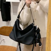 Simple Solid Color Large Capacity One-shoulder Messenger Tote Bag Wholesale Nihaojewelry main image 2