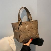 New Solid Color Woven Large Capacity Handbag Wholesale Nihaojewelry main image 5