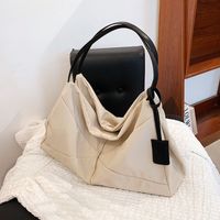حقائب كبيرة الحجم للنساء خريف 2021 حقيبة يد عصرية جديدة حقيبة يد تحت الإبط حقيبة قطرية حقيبة نسائية main image 1