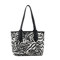 Fashion Zebra Pattern One-shoulder Messenger Tote Bag Wholesale Nihaojewelry sku image 4