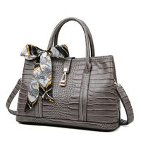Large-capacity Crocodile Pattern Single-shoulder Diagonal Handbags Wholesale Nihaojewelry sku image 3