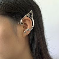 Moda Geométrico Aleación Enchapado Perlas Artificiales Diamantes De Imitación Pinzas Para Las Orejas 1 Pieza sku image 3