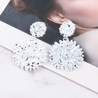 Metal Paint Flower Pendant Polka Dots Earrings Wholesale Nihaojewelry main image 4