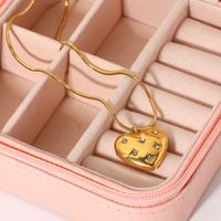 Fashion Stainless Steel Heart-shaped 18k Gold-plated Zircon Inlaid Necklace Wholesale Nihaojewelry main image 2