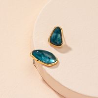 Retro Water Drop Asymmetric Earrings Wholesale Nihaojewelry main image 3