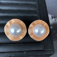 Matte Golden White Pearl Earrings sku image 3