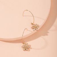 Korean S925 Silver Needle Exaggerated Crystal Flower Earrings New Trendy Style Earrings Wholesale Nihaojewelry sku image 1
