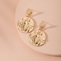 Korea's New Niche Small Bee Simple Girls Elegant Alloy Earrings Wholesale sku image 1