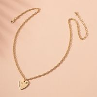 Collier En Alliage Simple De Banane De Clé De Cheval En Forme D'amour De Mode Pour Les Femmes Vente Chaude En Gros sku image 1