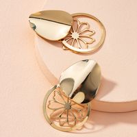 Fashion Korea Geometric Hollow Glossy Baroque Style Design Earrings sku image 1