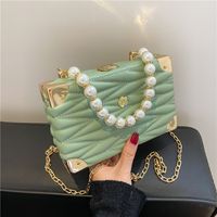 Fashion Solid Color Embroidered Thread Pearl Chain Small Square Bag Wholesale Nihaojewelry main image 2