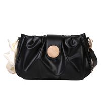 Simple Round Buckle Folds One-shoulder Messenger Bag Wholesale Nihaojewelry main image 3