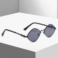 Sonnenbrille Frauen Uv-schutz Retro Diamant Rahmen Sonnenbrille Frauen Trend Europäische Und Amerikanische Kleine Rahmen Brille Sunglas Grenz Überschreitend main image 1